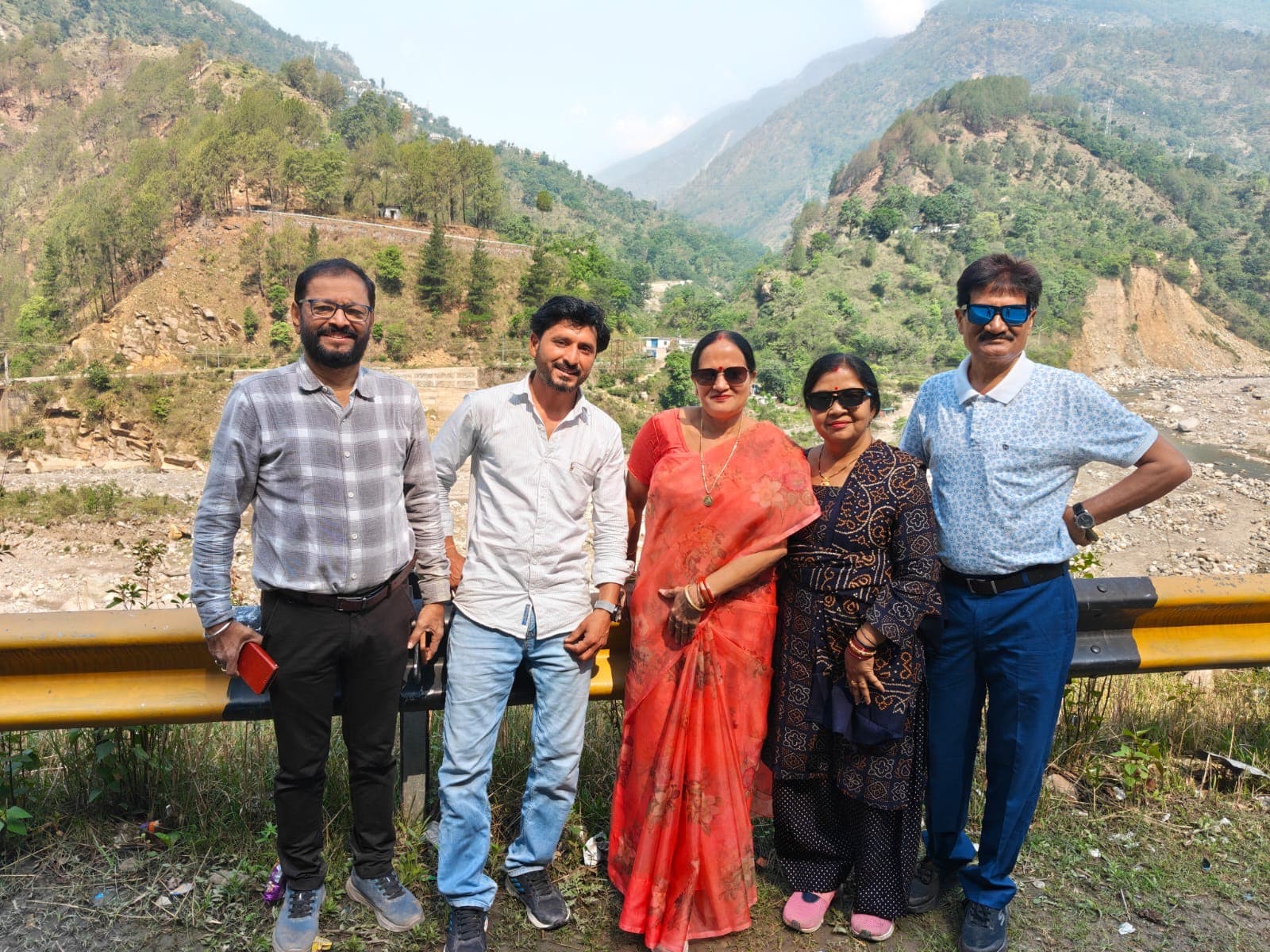 Uttarakhand — Himalayan hills & temples